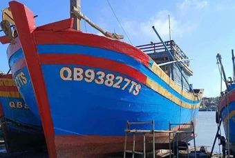 Phát hiện thi thể 2 ngư dân sau nhiều ngày mất tích cùng tàu cá trên biển