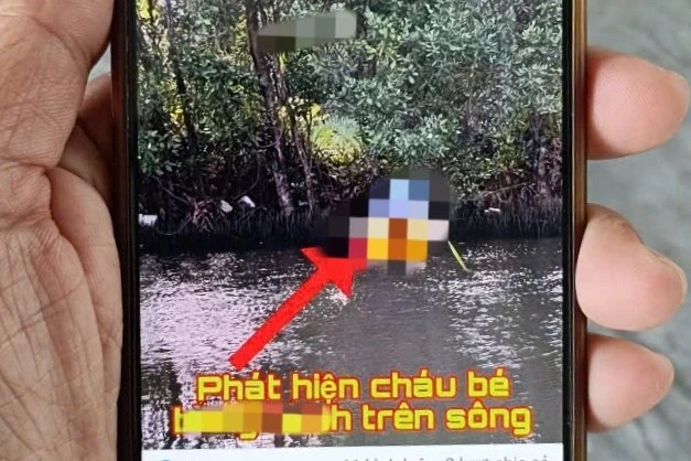 Phát hiện thi thể trẻ sơ sinh nổi trên sông Phát hiện thi thể trẻ sơ sinh nổi trên sông