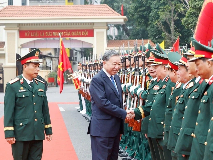Phát huy truyền thống "mở đường thắng lợi" Phát huy truyền thống "mở đường thắng lợi"