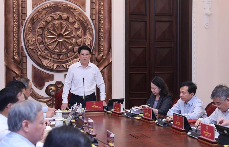 Phát huy vai trò cơ quan tham mưu tổng hợp, chiến lược của Văn phòng Chủ tịch nước Phát huy vai trò cơ quan tham mưu tổng hợp, chiến lược của Văn phòng Chủ tịch nước