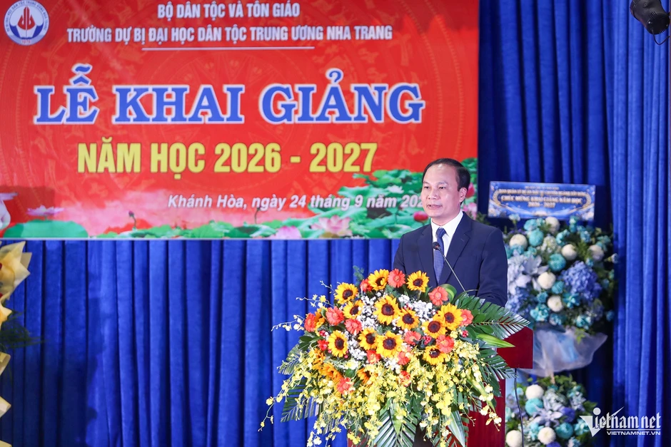 Phát triển người học toàn diện, gắn với bản sắc, tiềm năng học sinh dân tộc thiểu số Phát triển người học toàn diện, gắn với bản sắc, tiềm năng học sinh dân tộc thiểu số