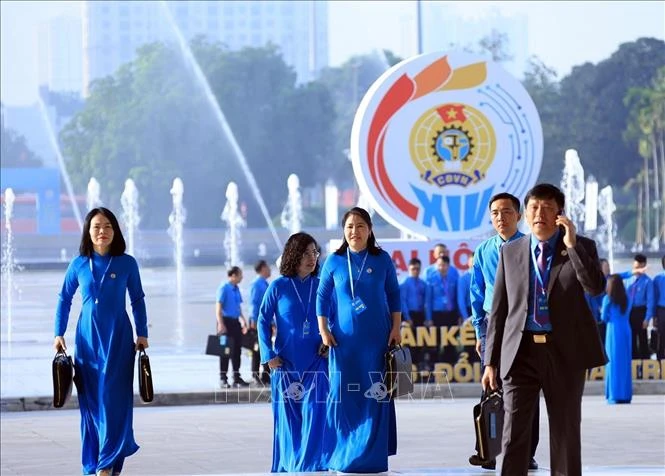 Phiên trọng thể Đại hội Công đoàn Việt Nam lần thứ XIV Phiên trọng thể Đại hội Công đoàn Việt Nam lần thứ XIV