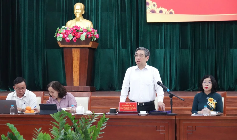 Phó bí thư Thành ủy TP.HCM: Gỡ điểm nghẽn đầu tư công, kiện toàn lãnh đạo phường, xã Phó bí thư Thành ủy TP.HCM: Gỡ điểm nghẽn đầu tư công, kiện toàn lãnh đạo phường, xã