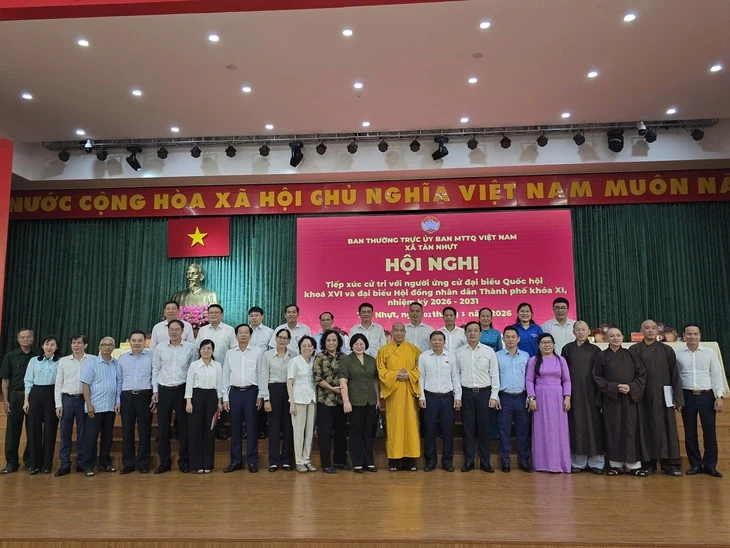 Phó bí thư Thành ủy Văn Thị Bạch Tuyết: Giải quyết ngay góp ý cử tri về đầu tư công, ngập nước Phó bí thư Thành ủy Văn Thị Bạch Tuyết: Giải quyết ngay góp ý cử tri về đầu tư công, ngập nước