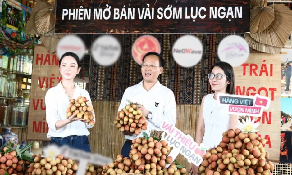 Phó chủ tịch Bắc Ninh livestream bán 31 tấn vải thiều Phó chủ tịch Bắc Ninh livestream bán 31 tấn vải thiều