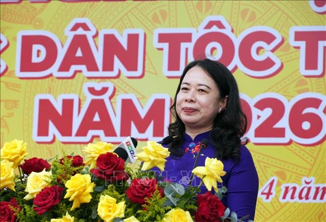 Phó Chủ tịch nước dự Ngày hội Văn hóa các dân tộc tỉnh Vĩnh Long Phó Chủ tịch nước dự Ngày hội Văn hóa các dân tộc tỉnh Vĩnh Long