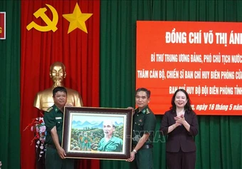 Phó Chủ tịch nước Võ Thị Ánh Xuân thăm, động viên Bộ đội Biên phòng An Giang