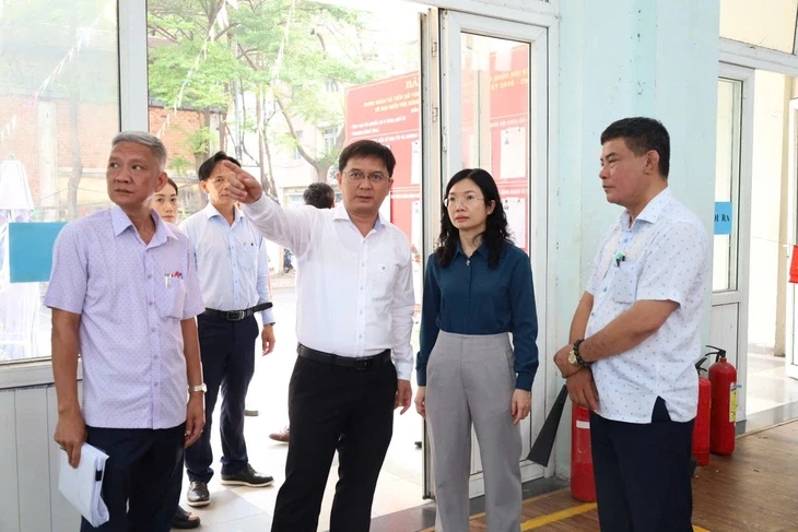 Phó chủ tịch UBND TP.HCM Nguyễn Mạnh Cường: Xây dựng kế hoạch chi tiết từng điểm bỏ phiếu ngày 15-3 Phó chủ tịch UBND TP.HCM Nguyễn Mạnh Cường: Xây dựng kế hoạch chi tiết từng điểm bỏ phiếu ngày 15-3