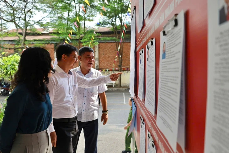 Phó chủ tịch UBND TP.HCM Nguyễn Mạnh Cường: Xây dựng kế hoạch chi tiết từng điểm bỏ phiếu ngày 15-3 Phó chủ tịch UBND TP.HCM Nguyễn Mạnh Cường: Xây dựng kế hoạch chi tiết từng điểm bỏ phiếu ngày 15-3