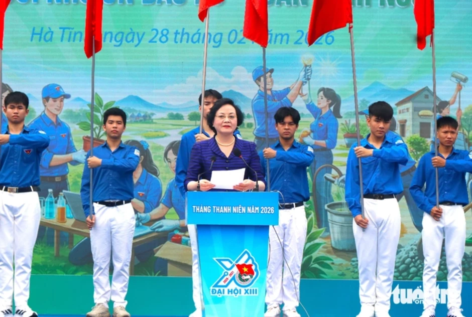 Phó thủ tướng Phạm Thị Thanh Trà dự lễ ra quân Tháng thanh niên tại Hà Tĩnh Phó thủ tướng Phạm Thị Thanh Trà dự lễ ra quân Tháng thanh niên tại Hà Tĩnh