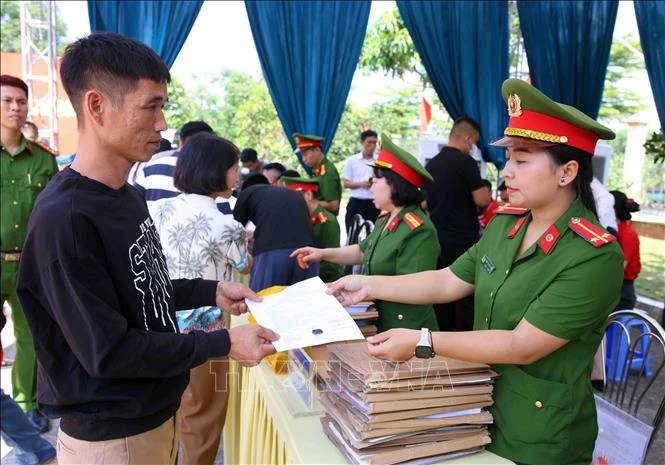 Phó Thủ tướng Thường trực Phạm Gia Túc: Đặc xá là cơ hội để những người lầm lỗi làm lại cuộc đời Phó Thủ tướng Thường trực Phạm Gia Túc: Đặc xá là cơ hội để những người lầm lỗi làm lại cuộc đời