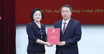 Phó Thủ tướng trao quyết định bổ nhiệm Thứ trưởng Bộ VH - TT&DL Nguyễn Huy Dũng