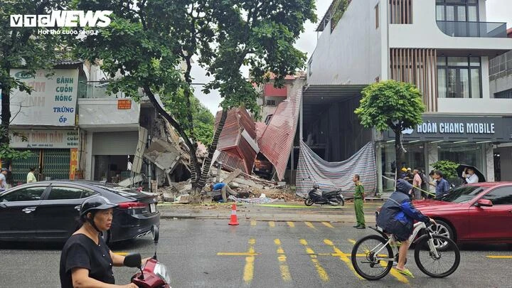 Phong tỏa hiện trường, dừng thi công 2 ngôi nhà bị sập ở Bắc Ninh Phong tỏa hiện trường, dừng thi công 2 ngôi nhà bị sập ở Bắc Ninh
