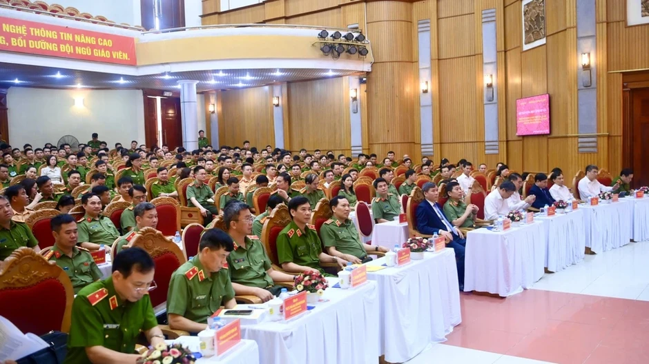 Phong trào thi đua “Ba nhất” tạo động lực xây dựng lực lượng Công an hiện đại Phong trào thi đua “Ba nhất” tạo động lực xây dựng lực lượng Công an hiện đại