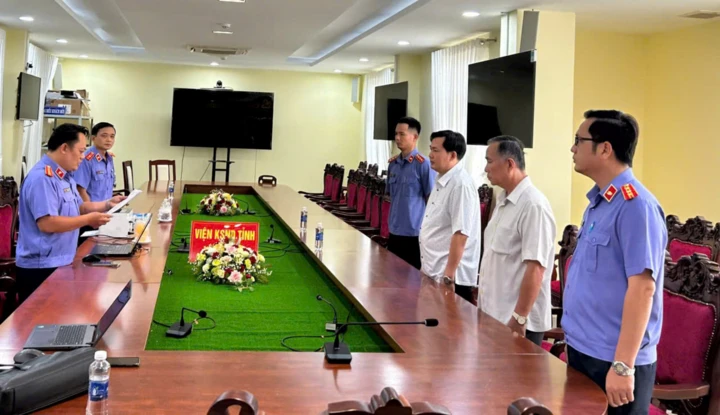 Phục hổi điều tra vụ nữ sinh tử vong do tai nạn giao thông ở Vĩnh Long Phục hổi điều tra vụ nữ sinh tử vong do tai nạn giao thông ở Vĩnh Long
