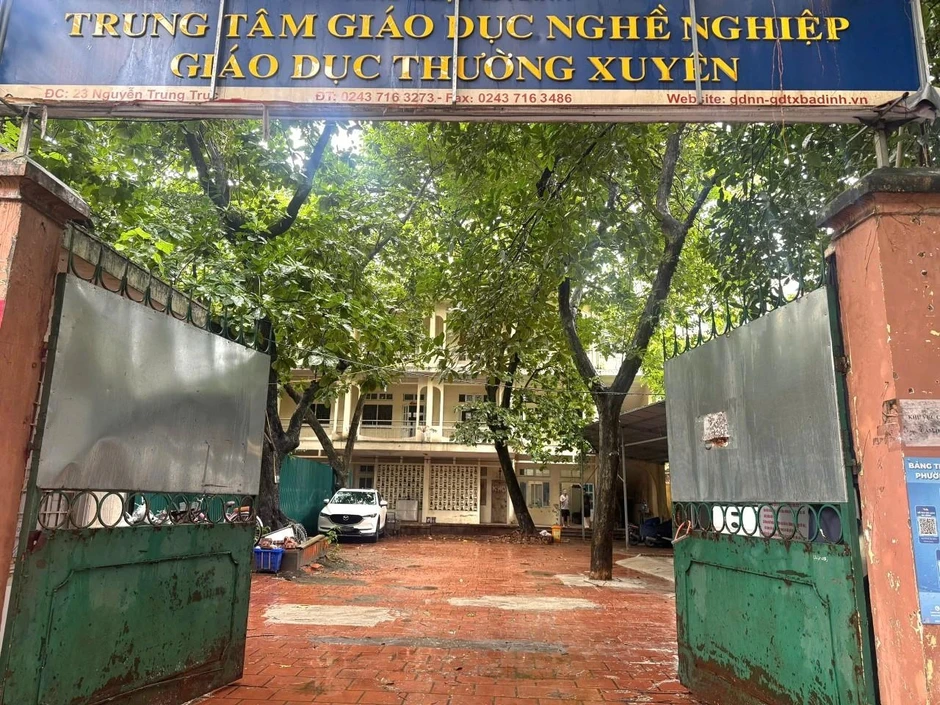 Phường Ba Đình triển khai mô hình bãi đỗ xe lưỡng dụng