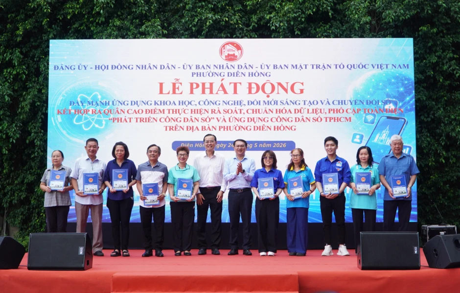Phường Diên Hồng vào chiến dịch bứt phá, "đi từng ngõ, gõ từng nhà, rà từng người"