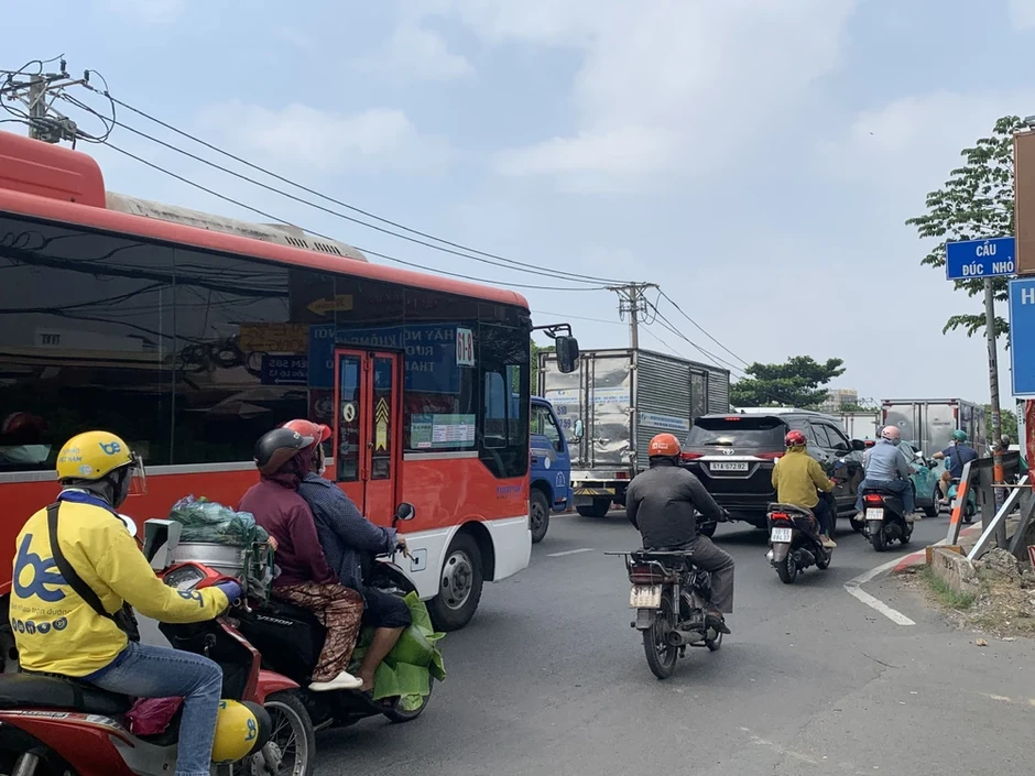 Phường Hiệp Bình phát động cao điểm '30 ngày đêm' vận động bàn giao mặt bằng Dự án nâng cấp, mở rộng Quốc lộ 13 Phường Hiệp Bình phát động cao điểm '30 ngày đêm' vận động bàn giao mặt bằng Dự án nâng cấp, mở rộng Quốc lộ 13
