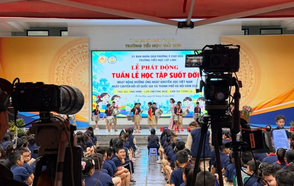 Phường ở Hà Nội thu hút 18.000 lượt xem một phiên livestream Phường ở Hà Nội thu hút 18.000 lượt xem một phiên livestream