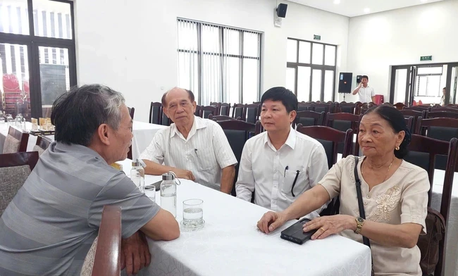 Phường trung tâm Đà Nẵng lo sinh kế cho hơn 600 hộ dân bán vỉa hè Phường trung tâm Đà Nẵng lo sinh kế cho hơn 600 hộ dân bán vỉa hè