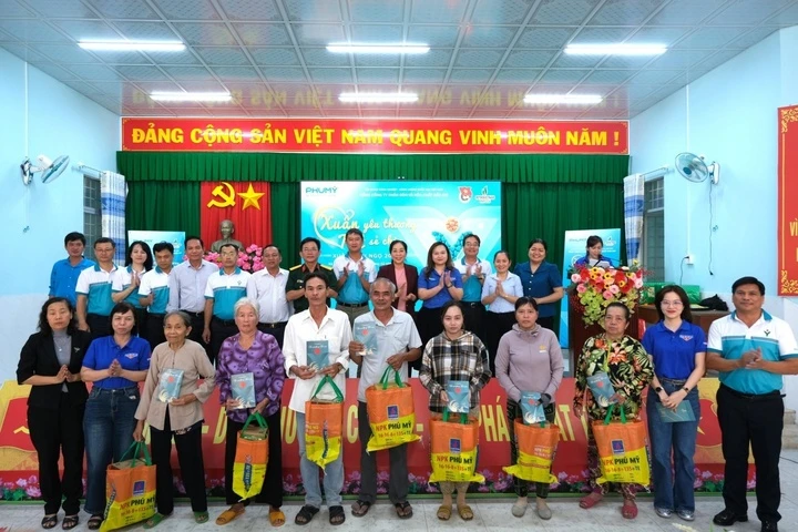PVFCCo-Phú Mỹ: Khi truyền thống hội tụ thành chuẩn mực phát triển bền vững PVFCCo-Phú Mỹ: Khi truyền thống hội tụ thành chuẩn mực phát triển bền vững
