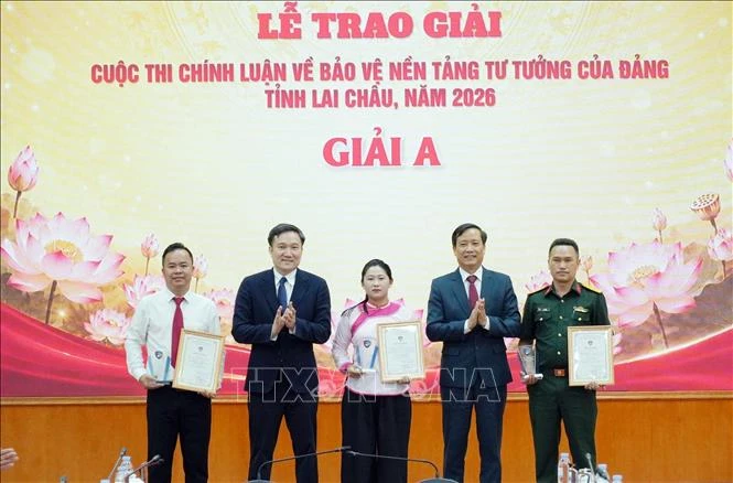 Quan tâm phát hiện, bồi dưỡng đội ngũ viết chính luận nòng cốt Quan tâm phát hiện, bồi dưỡng đội ngũ viết chính luận nòng cốt