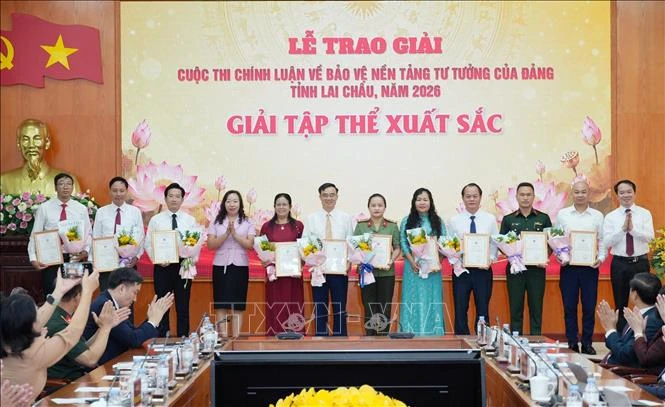 Quan tâm phát hiện, bồi dưỡng đội ngũ viết chính luận nòng cốt Quan tâm phát hiện, bồi dưỡng đội ngũ viết chính luận nòng cốt