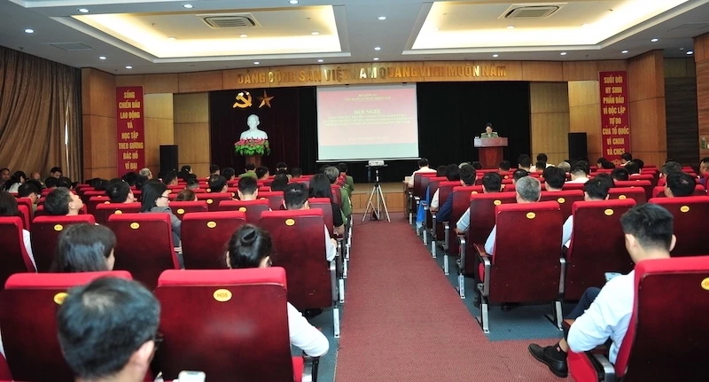 Quán triệt, triển khai thông tư về kiểm soát chất lượng an ninh hàng không Quán triệt, triển khai thông tư về kiểm soát chất lượng an ninh hàng không