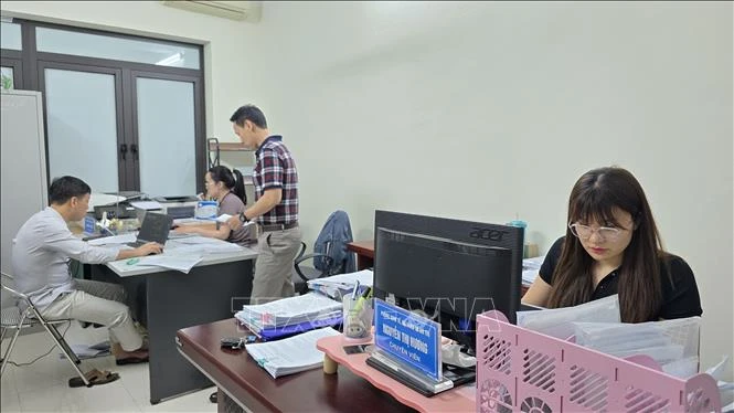 Quảng Ninh làm sạch dữ liệu đất đai - Bài 1: Thoát 'đội sổ' bằng chiến dịch '10 ngày đêm' thần tốc Quảng Ninh làm sạch dữ liệu đất đai - Bài 1: Thoát 'đội sổ' bằng chiến dịch '10 ngày đêm' thần tốc