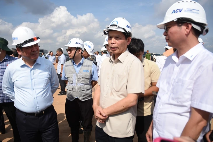 Quốc hội giám sát các dự án giao thông trọng điểm ở Đồng Nai Quốc hội giám sát các dự án giao thông trọng điểm ở Đồng Nai