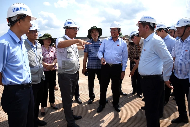 Quốc hội giám sát các dự án giao thông trọng điểm ở Đồng Nai Quốc hội giám sát các dự án giao thông trọng điểm ở Đồng Nai