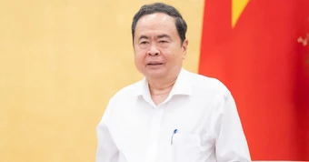 Quốc hội khóa XVI kiện toàn chức danh Chủ tịch nước , Thủ tướng , Chủ tịch Quốc hội