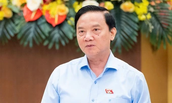 Quốc hội lo cán bộ cơ sở quá tải, khó giữ nhiệt huyết