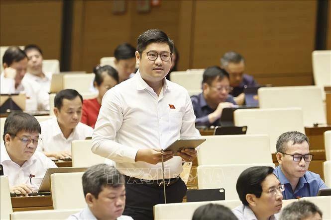 Quốc hội thảo luận về dự án Luật sửa đổi, bổ sung một số điều của 4 luật Quốc hội thảo luận về dự án Luật sửa đổi, bổ sung một số điều của 4 luật