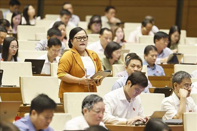 Quốc hội thảo luận về dự án Luật sửa đổi, bổ sung một số điều của 4 luật Quốc hội thảo luận về dự án Luật sửa đổi, bổ sung một số điều của 4 luật
