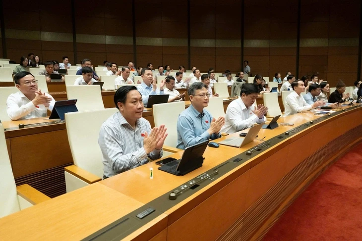 Quốc hội thông qua điều chỉnh kỳ họp thứ nhất, xem xét thành lập thành phố Đồng Nai vào đợt 2 Quốc hội thông qua điều chỉnh kỳ họp thứ nhất, xem xét thành lập thành phố Đồng Nai vào đợt 2