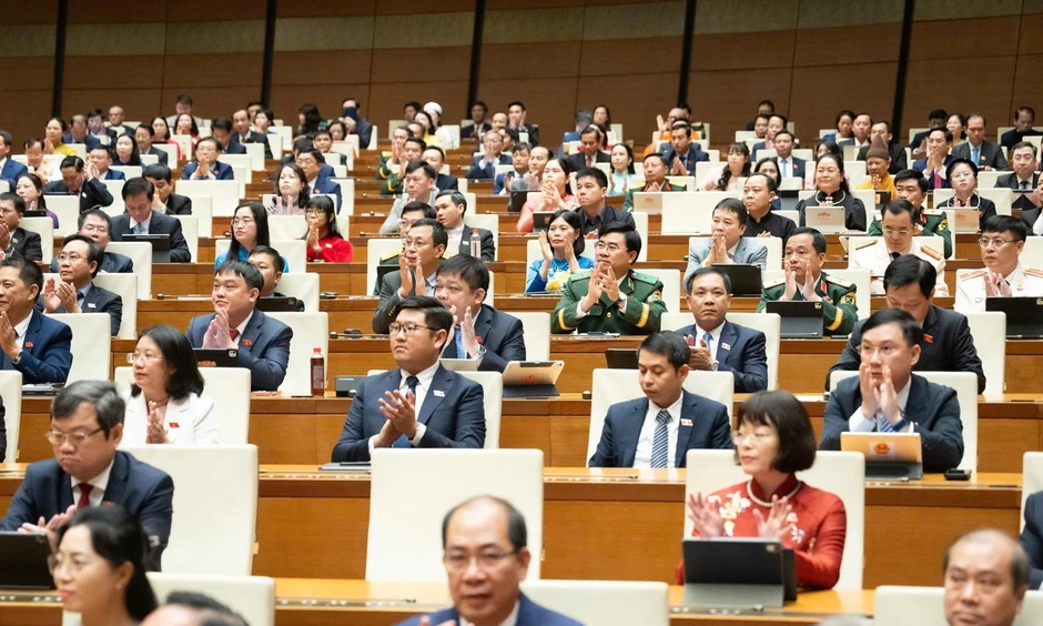Quốc hội xem xét, quyết định công tác nhân sự và lập 2 thành phố trực thuộc Trung ương Quốc hội xem xét, quyết định công tác nhân sự và lập 2 thành phố trực thuộc Trung ương