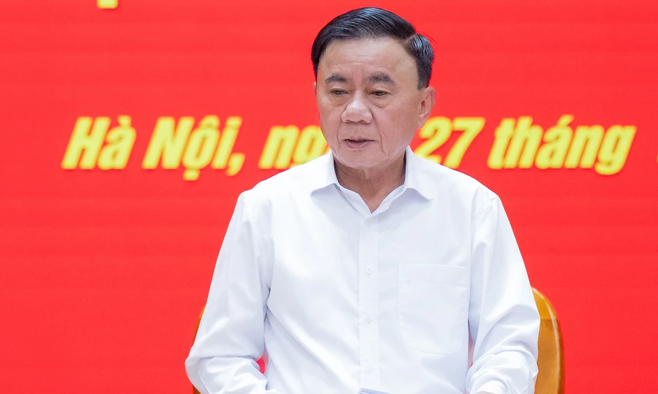 Quy định mới của Bộ Chính trị về quản lý biên chế hệ thống Chính trị năm 2026 Quy định mới của Bộ Chính trị về quản lý biên chế hệ thống Chính trị năm 2026