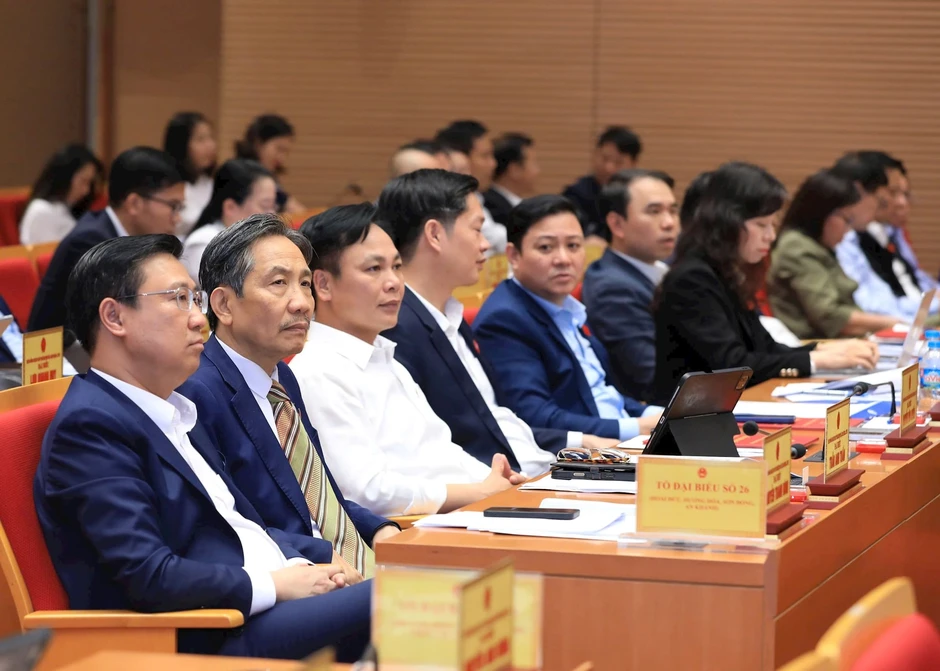 QUY HOẠCH TỔNG THỂ THỦ ĐÔ HÀ NỘI TẦM NHÌN 100 NĂM: 9 cực phát triển, 9 trung tâm lớn, 9 trục động lực QUY HOẠCH TỔNG THỂ THỦ ĐÔ HÀ NỘI TẦM NHÌN 100 NĂM: 9 cực phát triển, 9 trung tâm lớn, 9 trục động lực