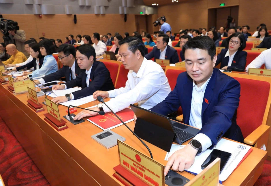 QUY HOẠCH TỔNG THỂ THỦ ĐÔ HÀ NỘI TẦM NHÌN 100 NĂM: 9 cực phát triển, 9 trung tâm lớn, 9 trục động lực QUY HOẠCH TỔNG THỂ THỦ ĐÔ HÀ NỘI TẦM NHÌN 100 NĂM: 9 cực phát triển, 9 trung tâm lớn, 9 trục động lực