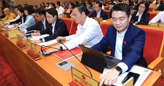 QUY HOẠCH TỔNG THỂ THỦ ĐÔ HÀ NỘI TẦM NHÌN 100 NĂM: 9 cực phát triển, 9 trung tâm lớn, 9 trục động lực