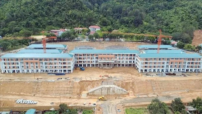 Quyết liệt hoàn thành 100 trường nội trú vùng biên trước năm học mới Quyết liệt hoàn thành 100 trường nội trú vùng biên trước năm học mới