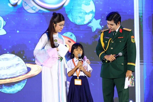 Ra mắt nền tảng số hóa “Ngân Hà Ước Mơ”: Nhịp cầu mở ra cơ hội để giấc mơ trẻ thơ hội tụ và tỏa sáng Ra mắt nền tảng số hóa “Ngân Hà Ước Mơ”: Nhịp cầu mở ra cơ hội để giấc mơ trẻ thơ hội tụ và tỏa sáng
