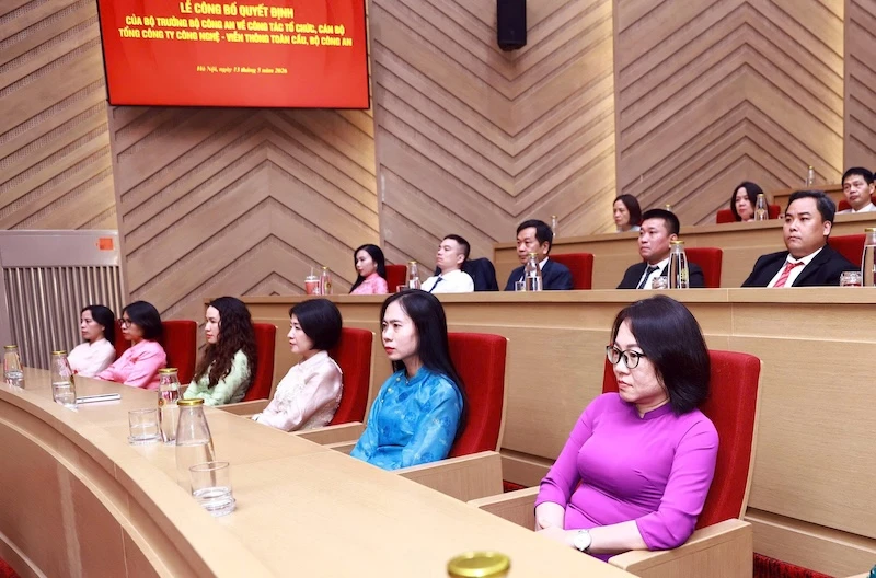 Ra mắt Tổng Công ty Công nghệ - Viễn thông Toàn cầu (GTEL) trực thuộc Bộ Công an Ra mắt Tổng Công ty Công nghệ - Viễn thông Toàn cầu (GTEL) trực thuộc Bộ Công an