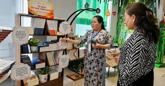 Ra mắt tủ sách tri thức thiện nguyện hỗ trợ trẻ mồ côi