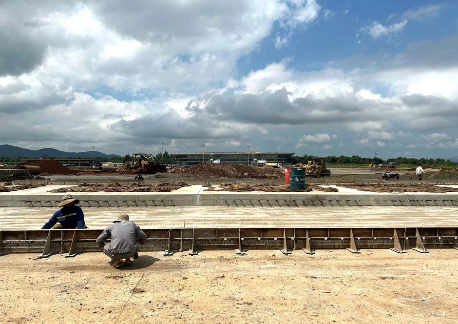 Sân bay Liên Khương sau 3 tháng đóng cửa nâng cấp, đạt tiến độ thế nào? Sân bay Liên Khương sau 3 tháng đóng cửa nâng cấp, đạt tiến độ thế nào?