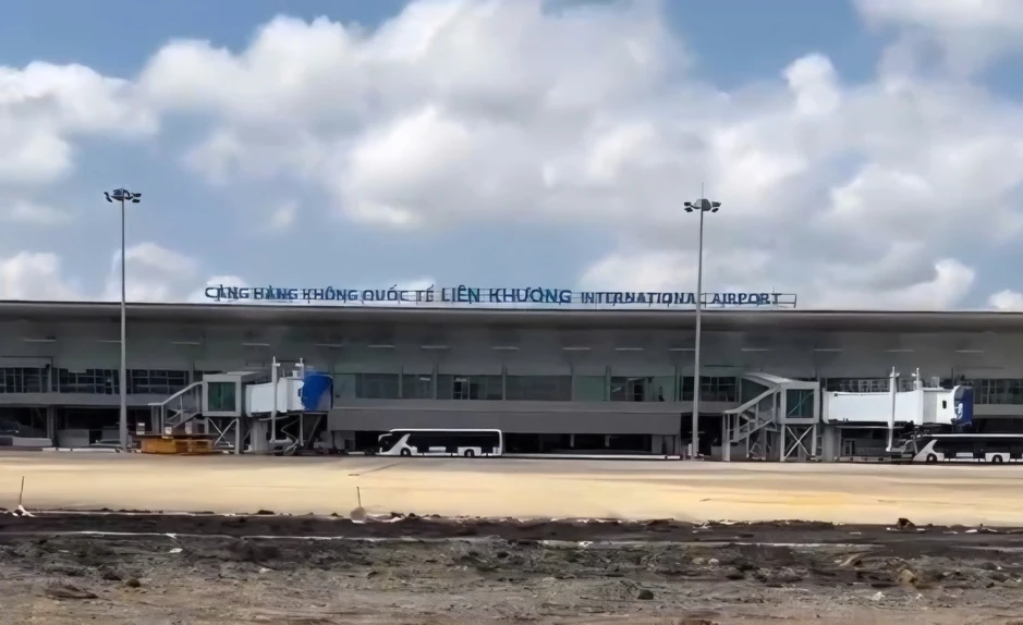 Sân bay Liên Khương sau 3 tháng đóng cửa nâng cấp, đạt tiến độ thế nào? Sân bay Liên Khương sau 3 tháng đóng cửa nâng cấp, đạt tiến độ thế nào?
