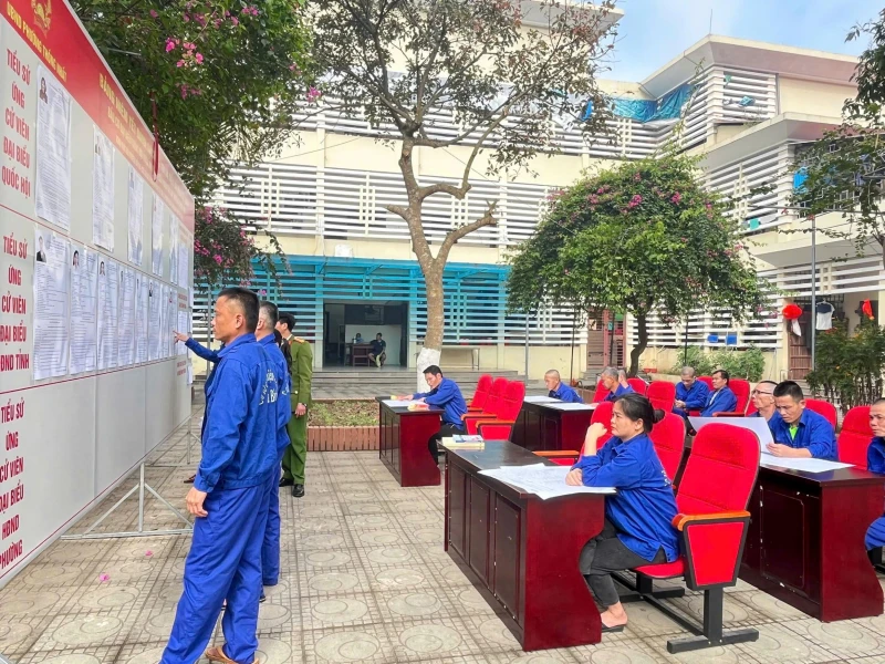 Sẵn sàng cho cuộc bầu cử ở Cơ sở cai nghiện ma túy tỉnh Phú Thọ Sẵn sàng cho cuộc bầu cử ở Cơ sở cai nghiện ma túy tỉnh Phú Thọ