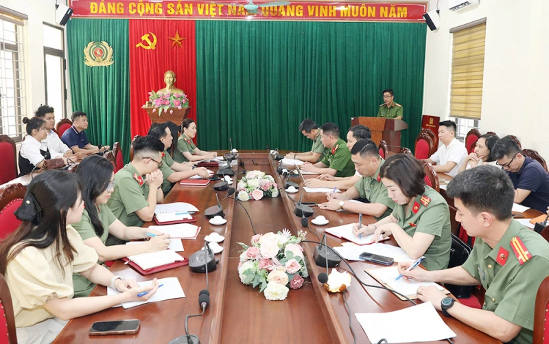 Sẵn sàng mọi điều kiện cho đợt bồi dưỡng báo chí, truyền thông trong lực lượng CAND Sẵn sàng mọi điều kiện cho đợt bồi dưỡng báo chí, truyền thông trong lực lượng CAND