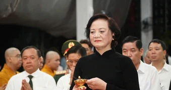 Sáng nay diễn ra Lễ viếng, truy điệu và an táng 731 hài cốt liệt sĩ được tìm thấy tại Công viên Lê Thị Riêng